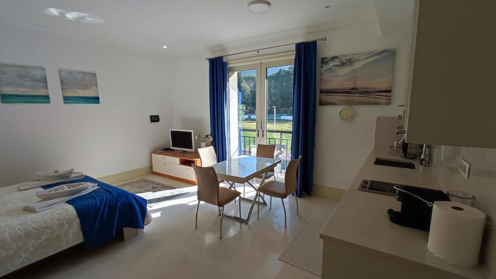 Porto Montenegro Zeta 102 - Cozy Studio Tivat Exteriör bild